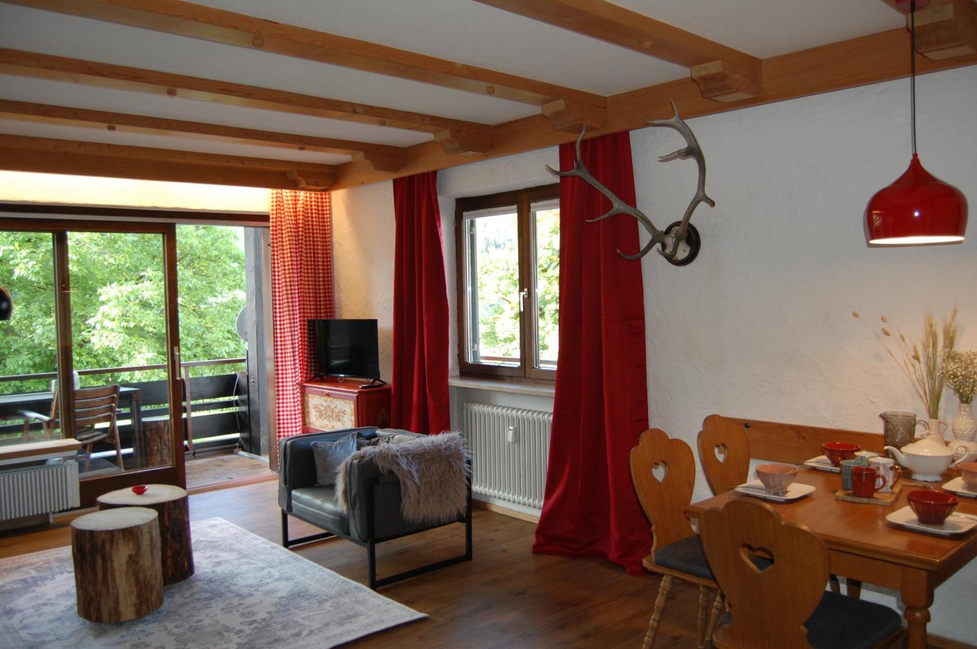 Ferienwohnung Mit Balkon I Bergblick I Parkplatz Apartment One Bad Hindelang Luaran gambar
